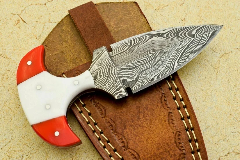 Охотничий нож ручной работы с фиксированным лезвием