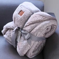 High Quality Fast Delivery Flannel Coral Fleece King Queen Size Bedding Blanket Custom Design Double Faced Sherpa Velvet Blanket