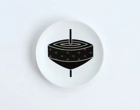 Customized Porcelain Small Plate wit Graphic Design for Gift