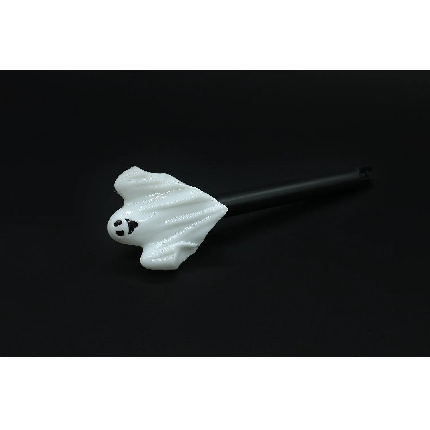 LED Decorative Light 14 Inch Halloween Ghost Solar Stake for Garden Outdoor Home Decorating 2700K Soft Warm White Color