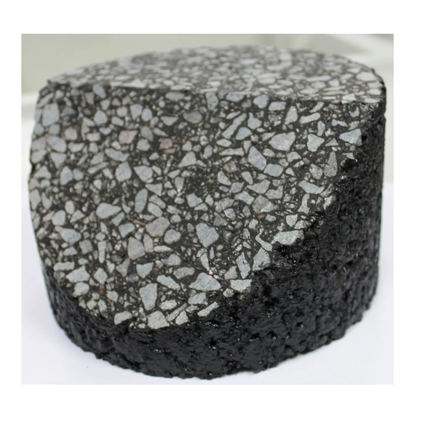 
 Полимерный модифицированный битум в коробках  