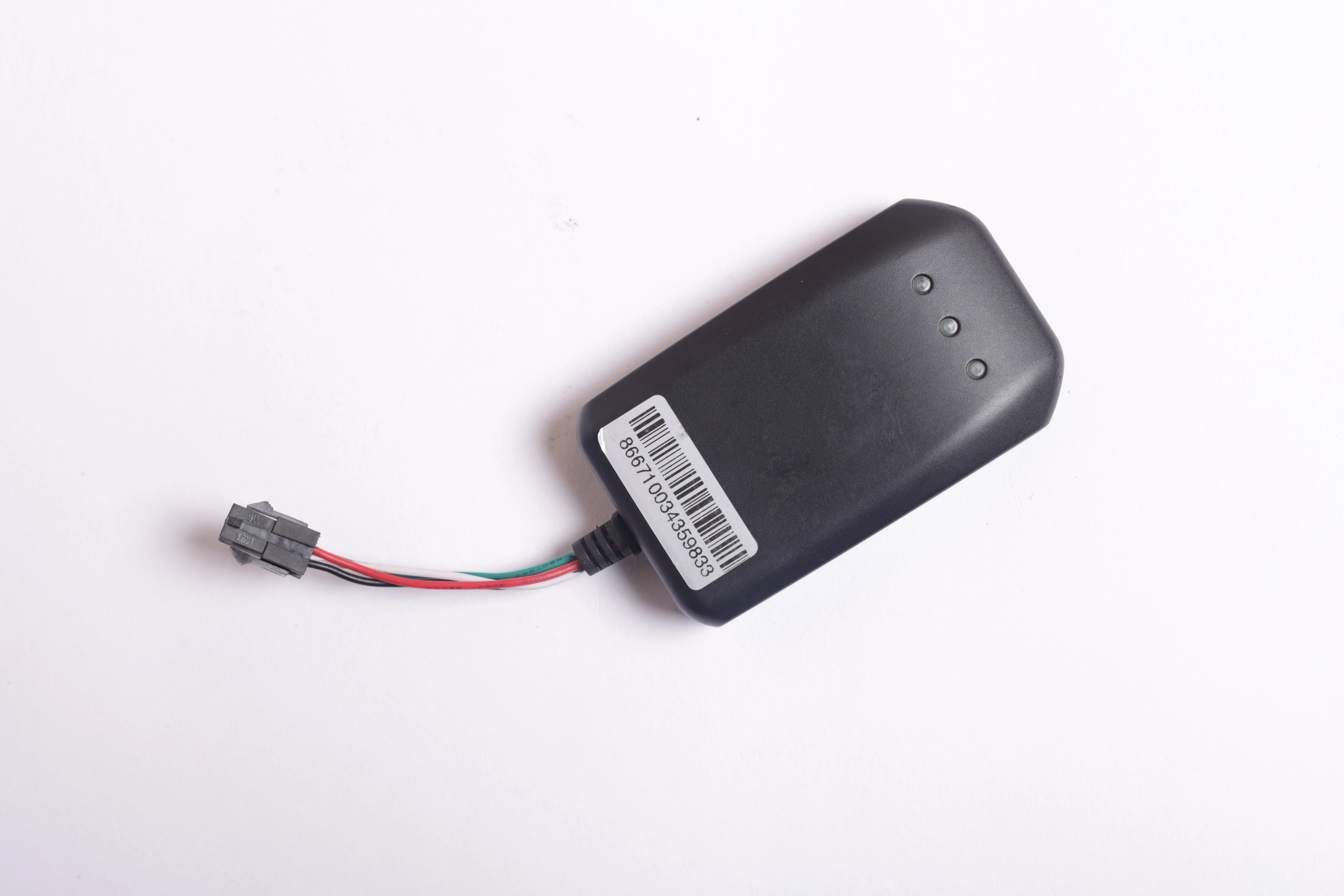 Best Real-time Tracking GPS Tracker device For All Type Vehicles With GNSS 20 channel satellite support