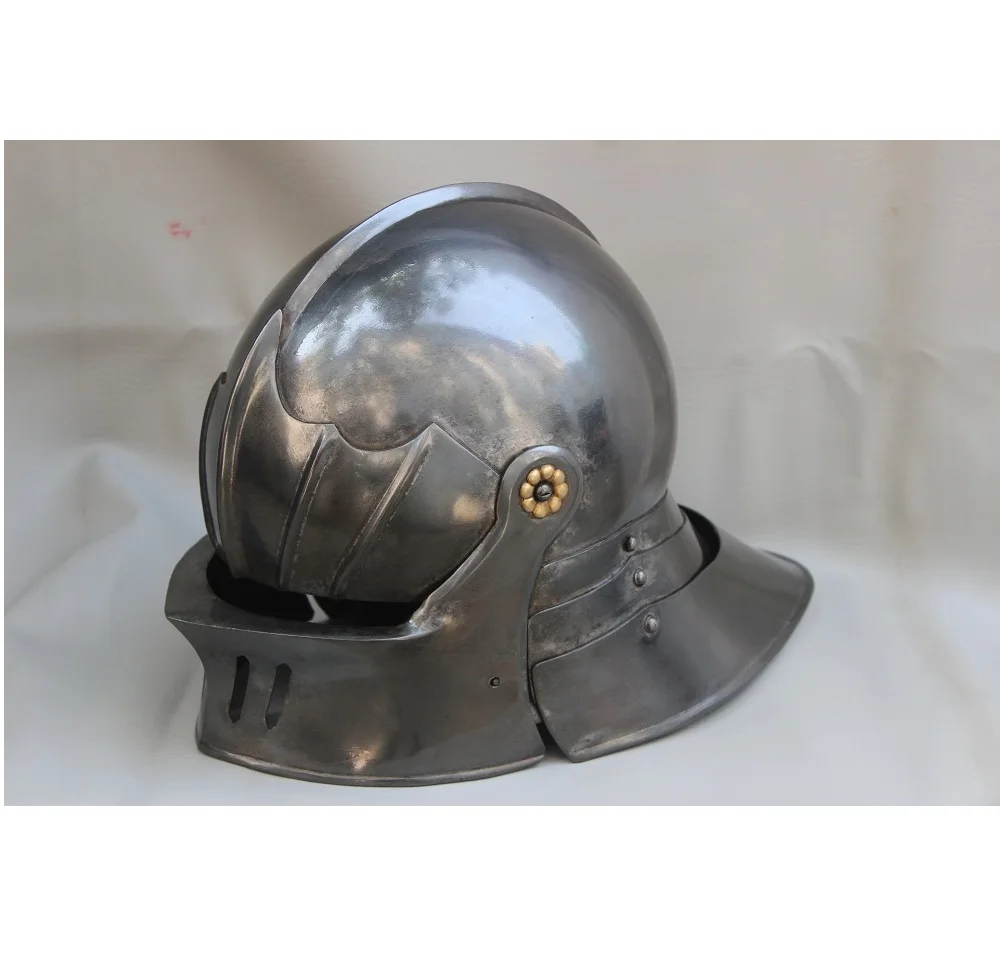 Итальянский шлем Sallet с золотым цветком сбоку трехслойный сзади средневековый от компании Tmoha Corporation
