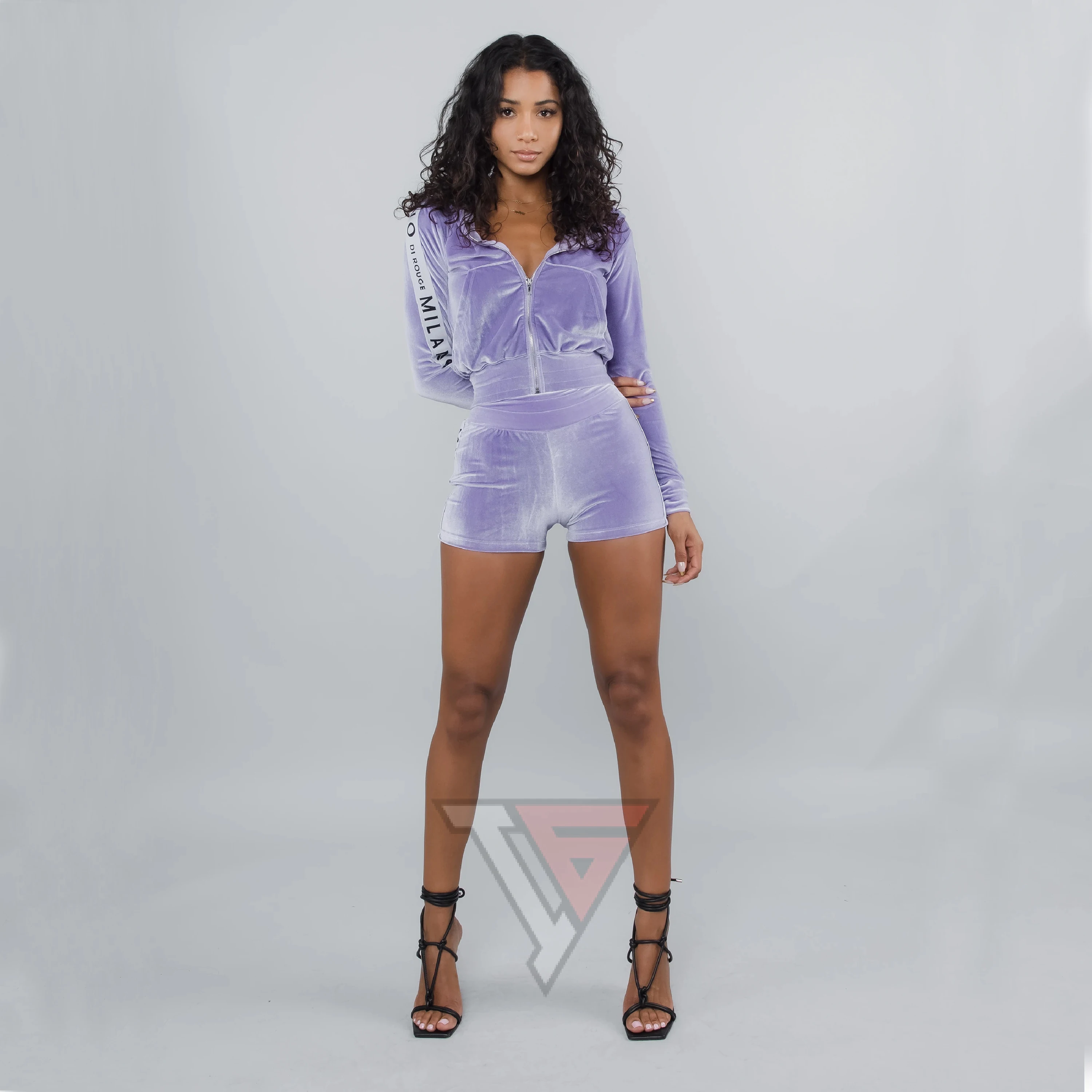 Custom women velvet short set velour two piece velour tracksuit girls tracksuits custom sweatsuit clothing manufacturer