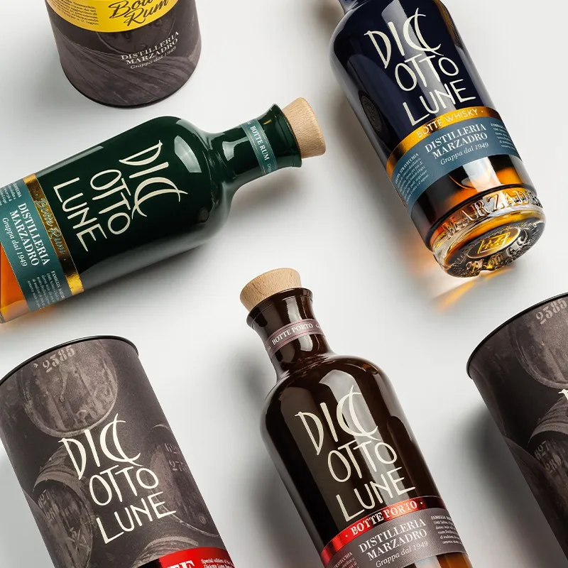 Italian high quality GRAPPA LE DICIOTTO LUNE  RUM, refined in rum woodbarrels For Export