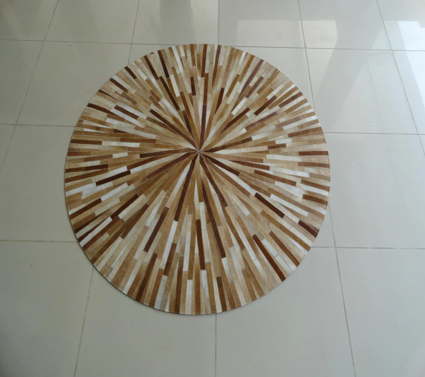 New Design Floor Leather Carpet Living Room Decoration Carpets Circular Leather Rug Round Handmade Carpets cowhide leather