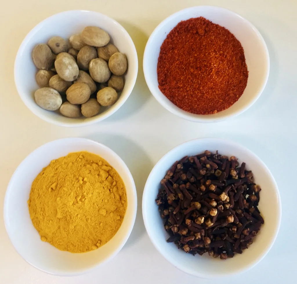 
Indian Premium Natural Spices & Herbs Exports Quality Turmeric Powder (Curcuma Longa) Red Chilli (Red Chilly) Black Cumin seeds 