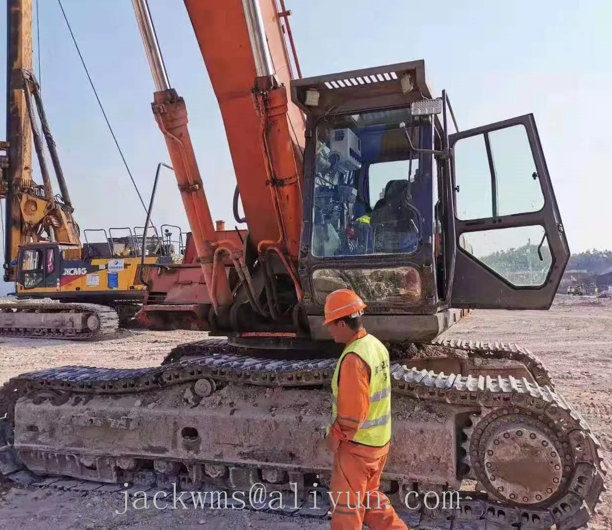  Гидравлический вибрирующий молоток J450 Hitachi EX 450