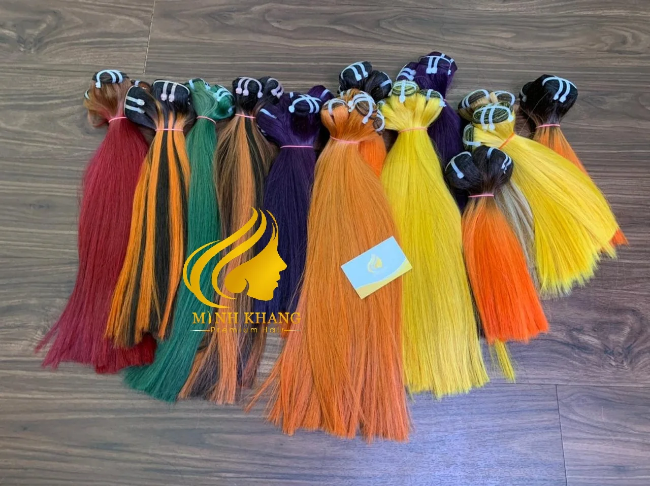 Лидер продаж пучок цветных 100% выровненных волос с кутикулой необработанные вьетнамские волосы 8-32 дюйма