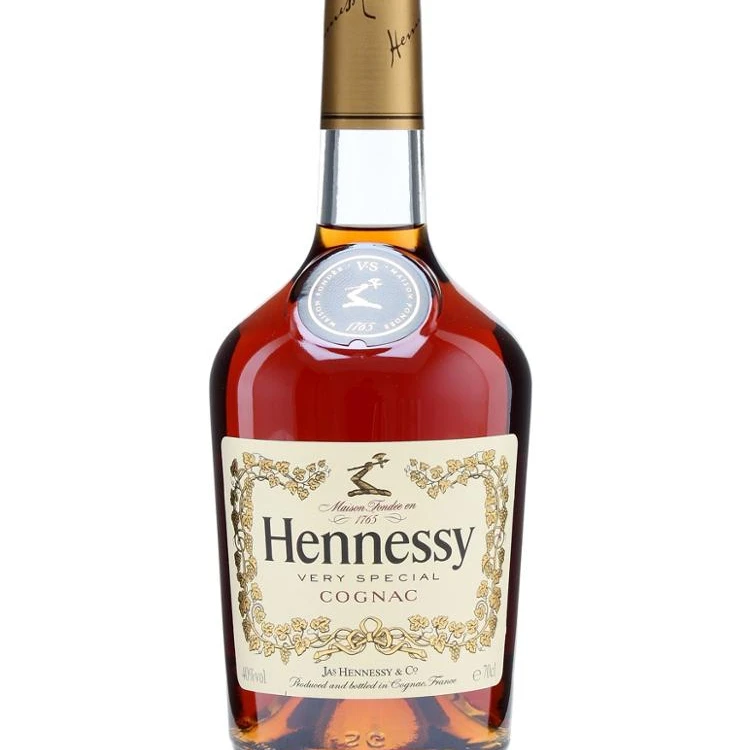  Коньяк Hennessy XO 700