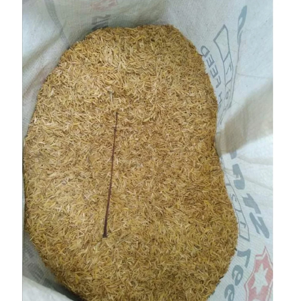 Желтая сырая рисовая шелуха с 100% сырой рисовой шелухи, используемой в качестве средней и удобрения