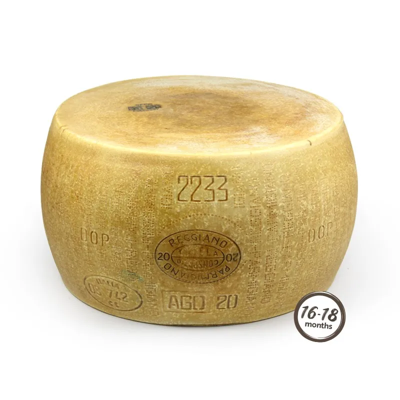 Premium Quality Made in Italy Parmigiano Reggiano PDO hard and tasty cheese aged 16-18 months wheels For Sale