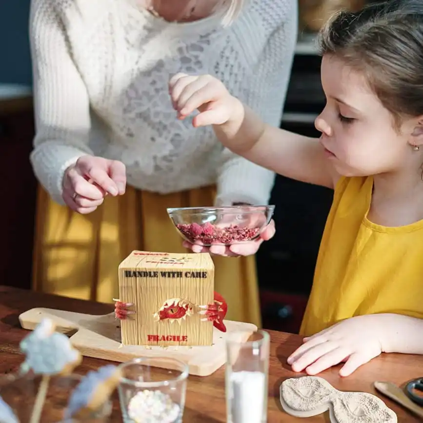 Dragon Fondant Dragon Eyes Dinosaur Claws Skin Candy for Baking Dragon Themed Christmas Ca