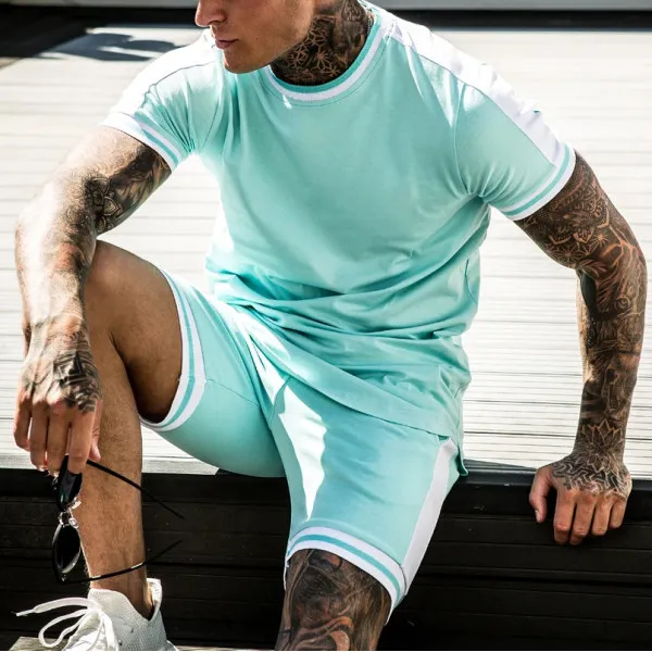 Men Custom logo shorts set short sleeve t-shirts sports shorts two piece sets for men 2022