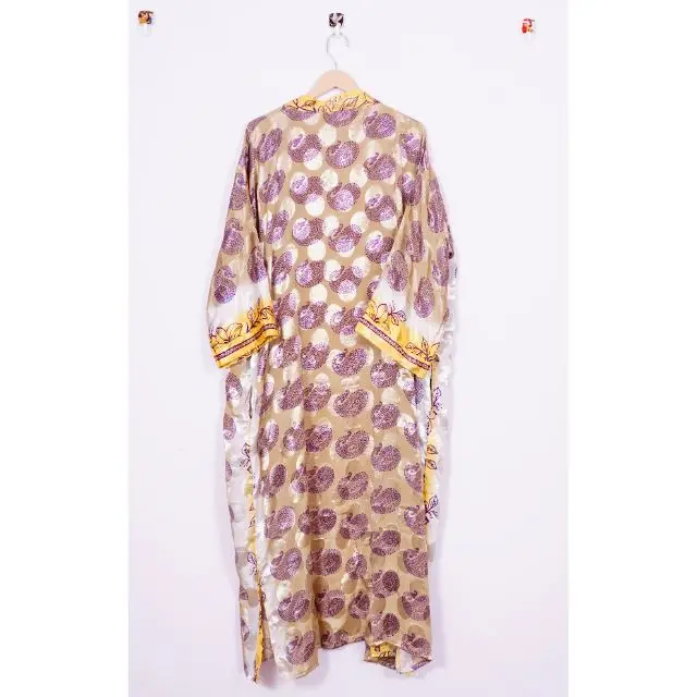 Женское длинное шелковое кимоно в стиле бохо мягкое с запахом индийское цветочное для мамочек