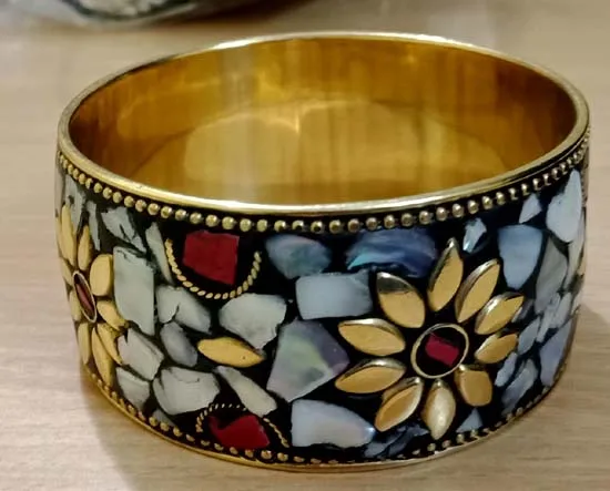 Brass bangles latest designs/indian bangles/glass bangles/ jewelry