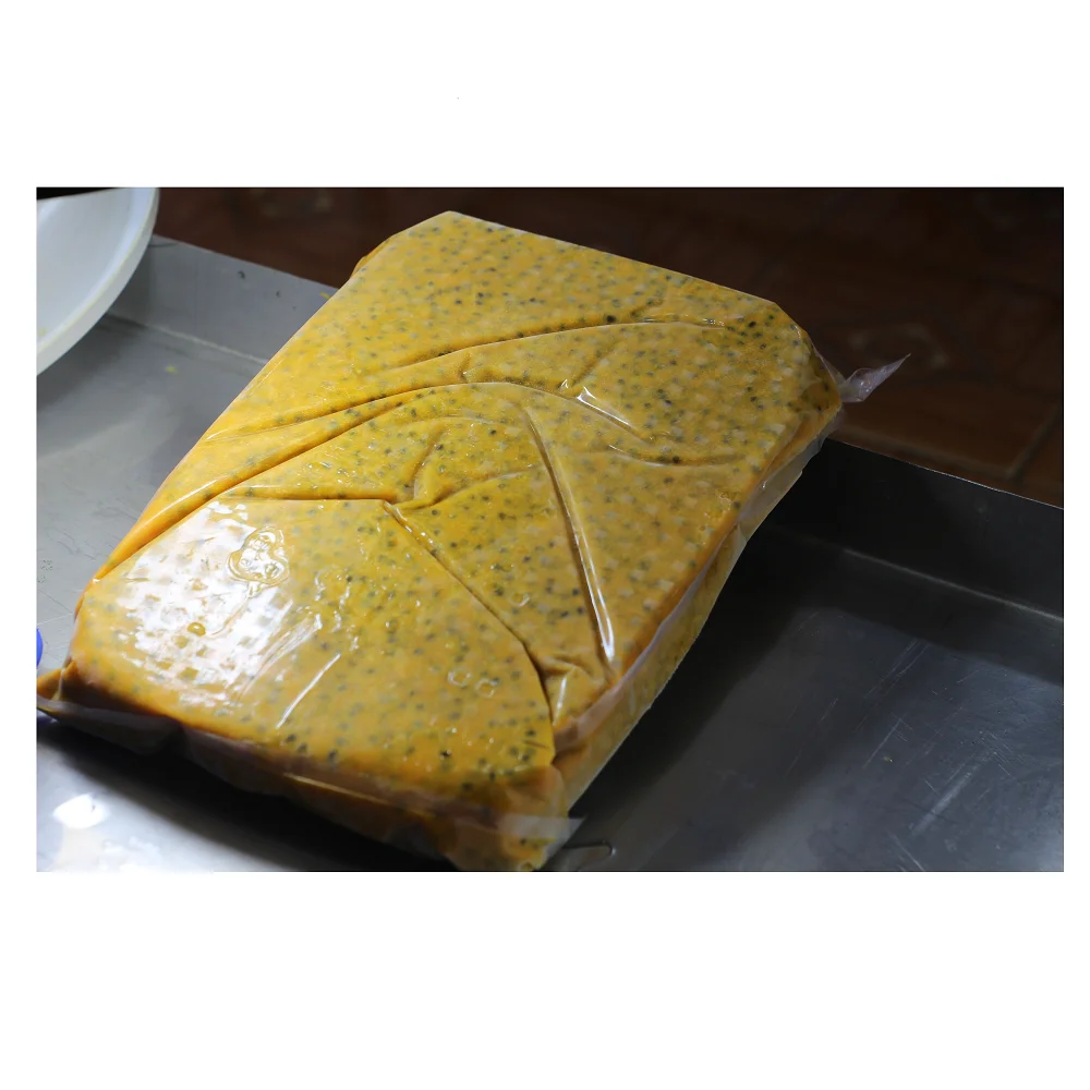 Замораживающий процесс IQF целая форма сладкий вкус натуральный цвет замороженные фрукты 12 месяцев срока годности целлюлоза страстных фруктов из