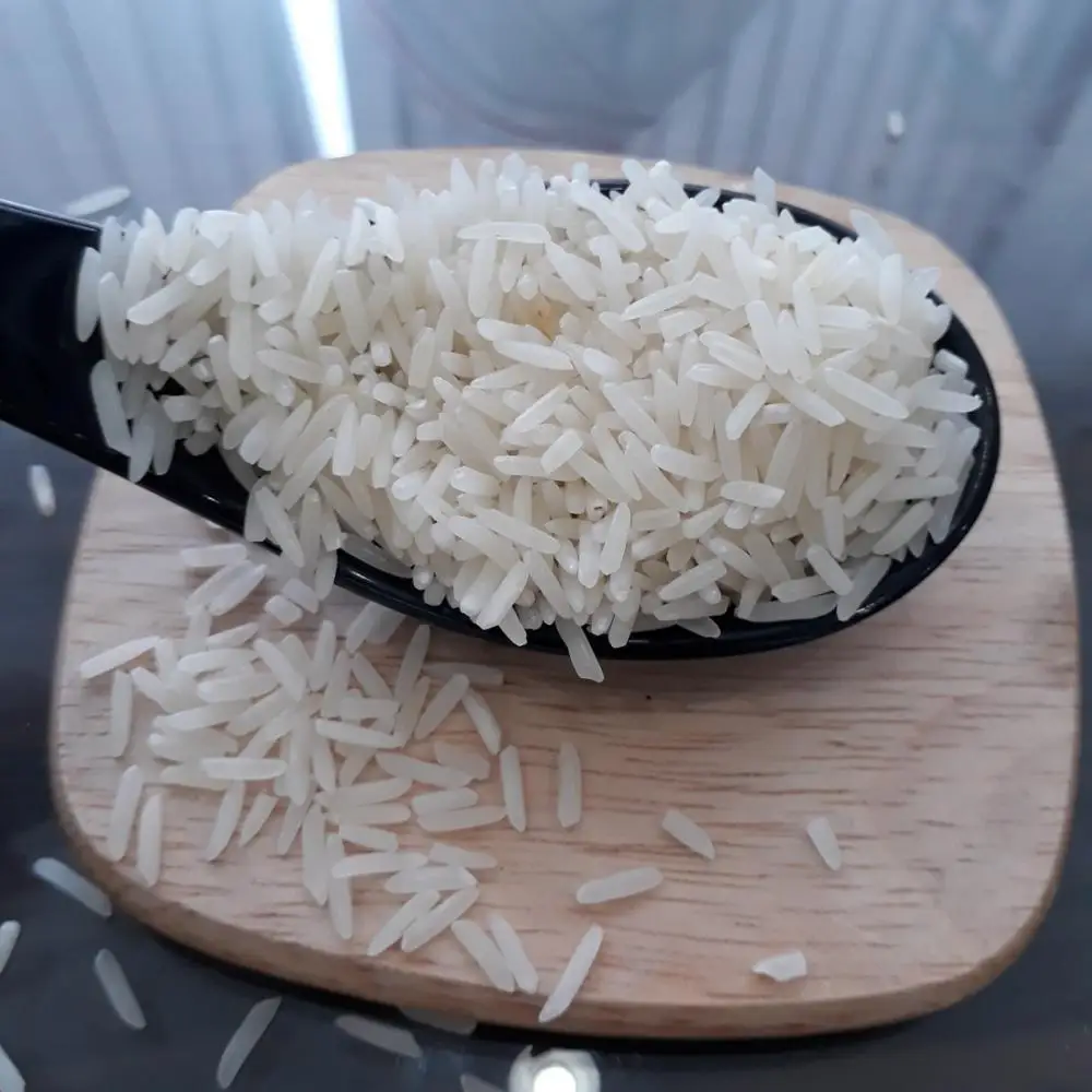 Твердая текстура и белый рис ST20 (contact WA + 84 387 264 621)