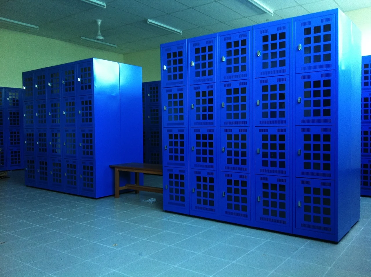  Производитель электронных шкафчиков Заводские металлические шкафчики под заказ для различных отраслей