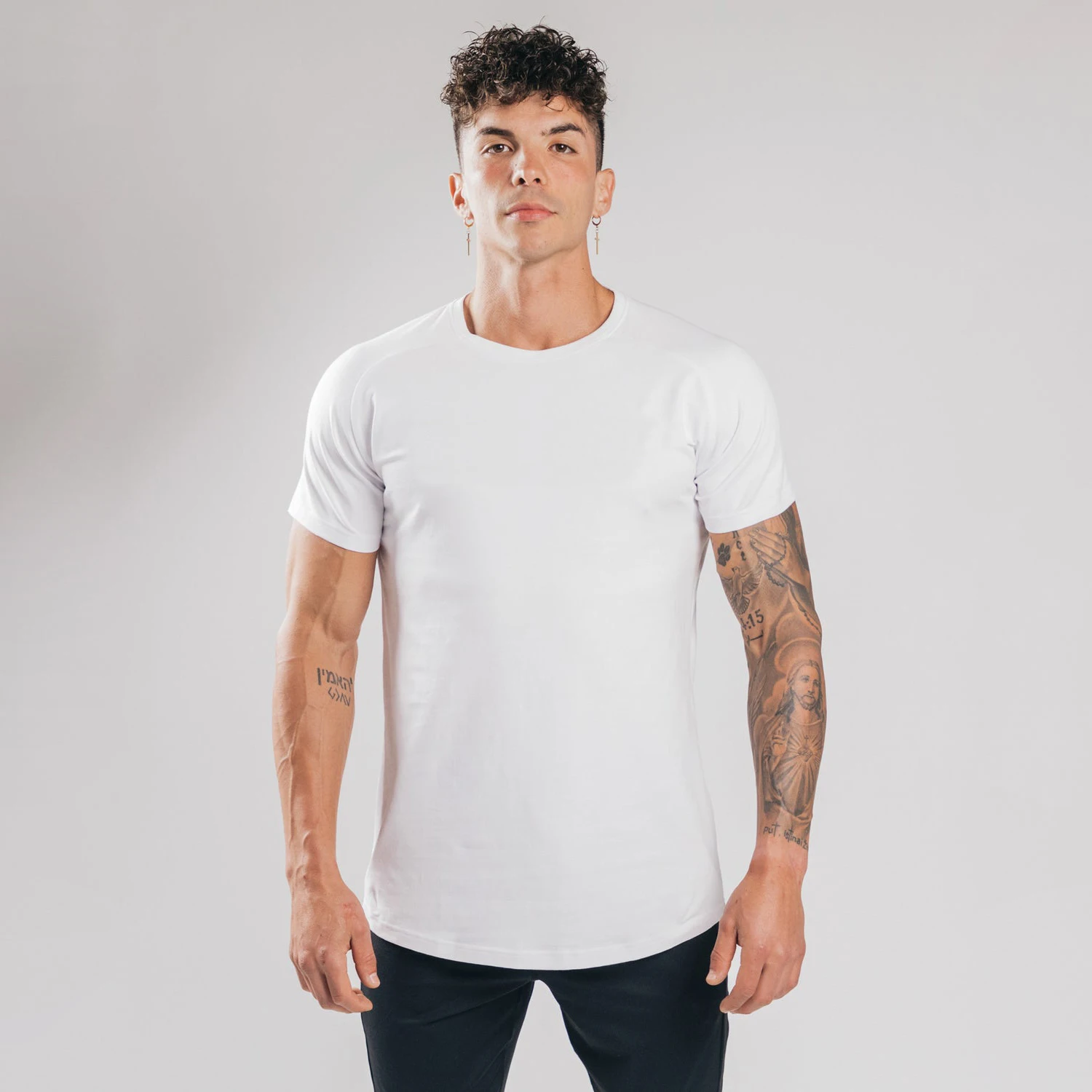 Wholesale Slim Fit Custom Raglan Sleeve Tee Shirts Hip Hop Men High Quality Latest Crew Neck Custom Men T Shirt With Logo