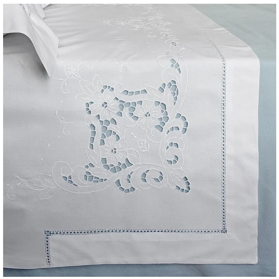 Embroidery 100% Cotton Bed sheets White Embroidered Pillowcases