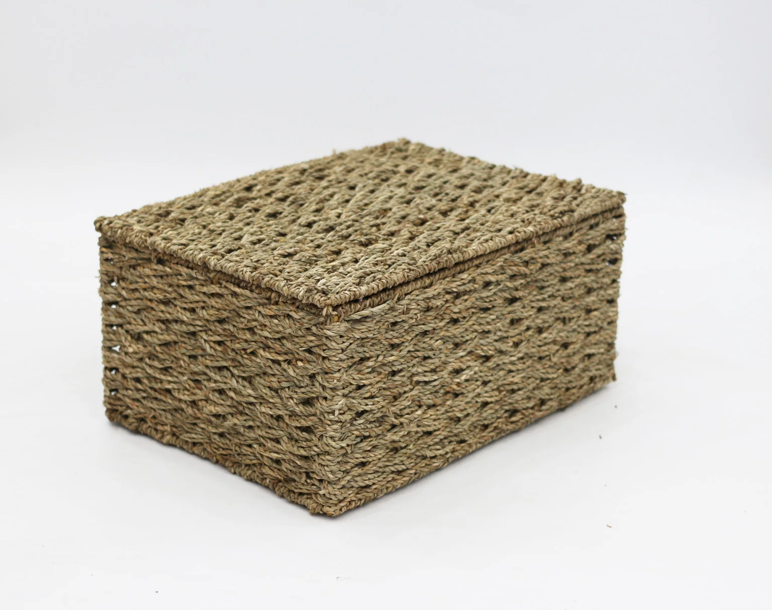 Woven straw wicker seagrass storage basket with lids as grocery basket box