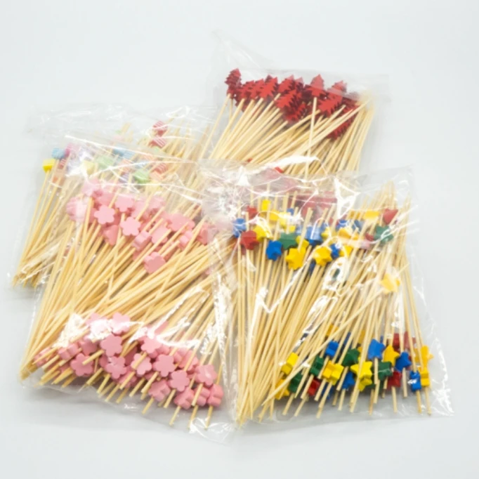 Wholesale Disposable Fruit dessert cake Cocktail Picks Natural Color Bamboo Cocktail Picks eco green 	 bamboo fork and spoon