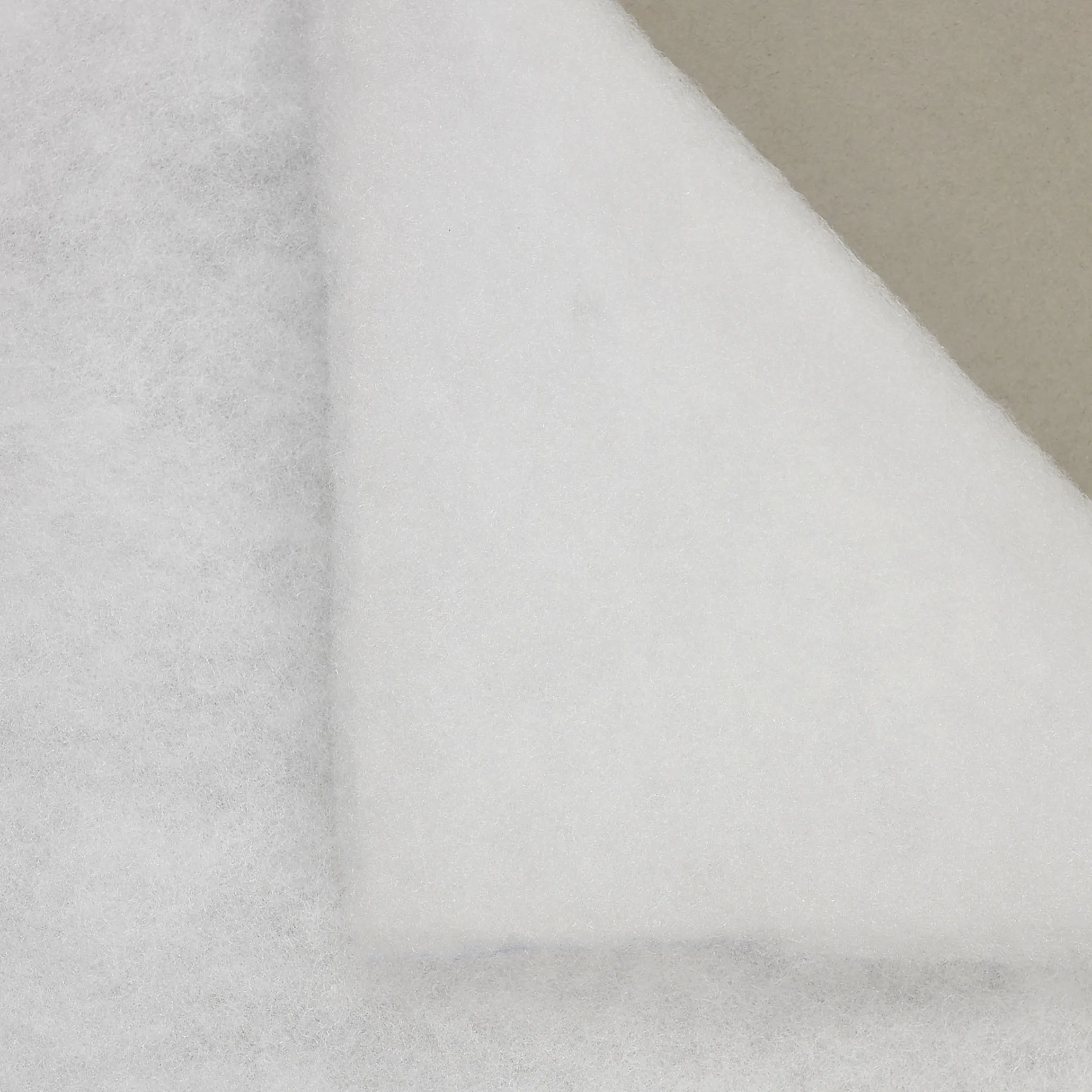 Premium Quality Thermal Bonded Nonwoven fabric Down like Polyester Down for Quilting and padding Made in Vietnam