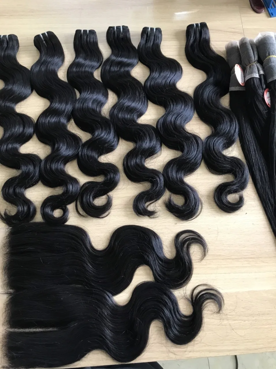 Оптовые продажи волнистые и кудрявые волосы для наращивания из Вьетнама 100% натуральные remy наращивание человеческих волос