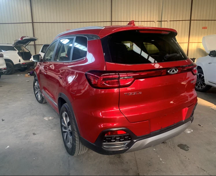 Б/у Автомобиль Chery Tiggo 8 red 1,5 TCI с турбонаддувом 95% или более, новый компактный внедорожник по хорошей цене