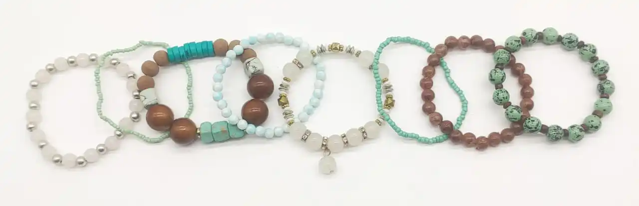 2024 Hot Selling Custom Gold Plated 8mm Magnet Charm Beads Stretch Natural Stone Lava Bracelet Pearl Main Stone for Couples