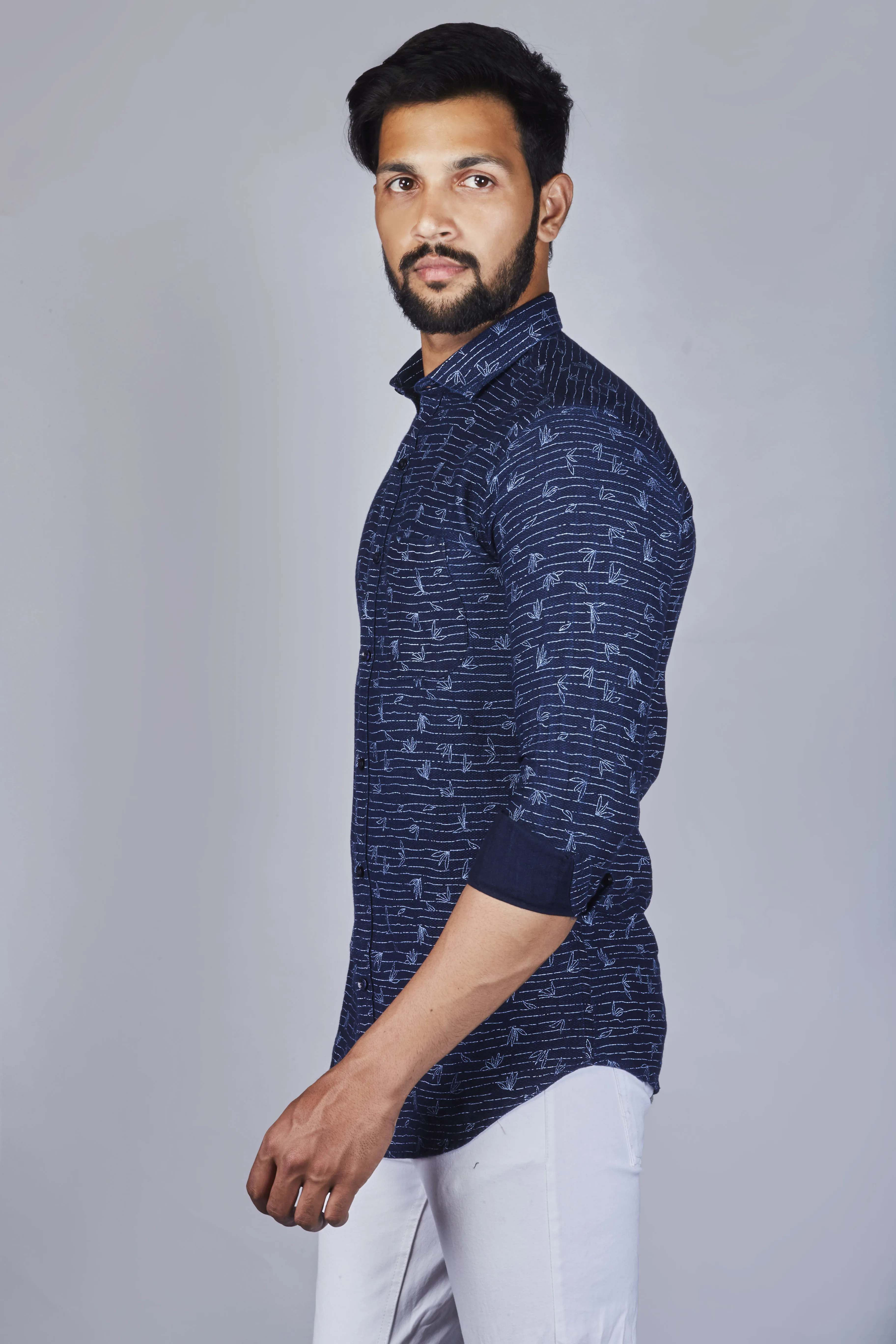 Мужская рубашка из 100% хлопка в синюю полоску с цветочным принтом