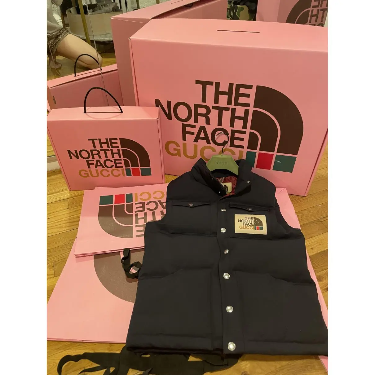 Пузырчатая куртка с индивидуальным логотипом, мужские стеганые куртки, пузырчатая пуховая куртка с принтом по всему краю, пузырчатая Мужская стеганая куртка, дизайнерское пальто