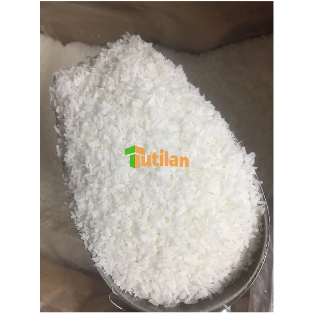 Factory Price Desiccated Coconut Low Fat Coconut Flakes with High Quality Exported from Vietnam