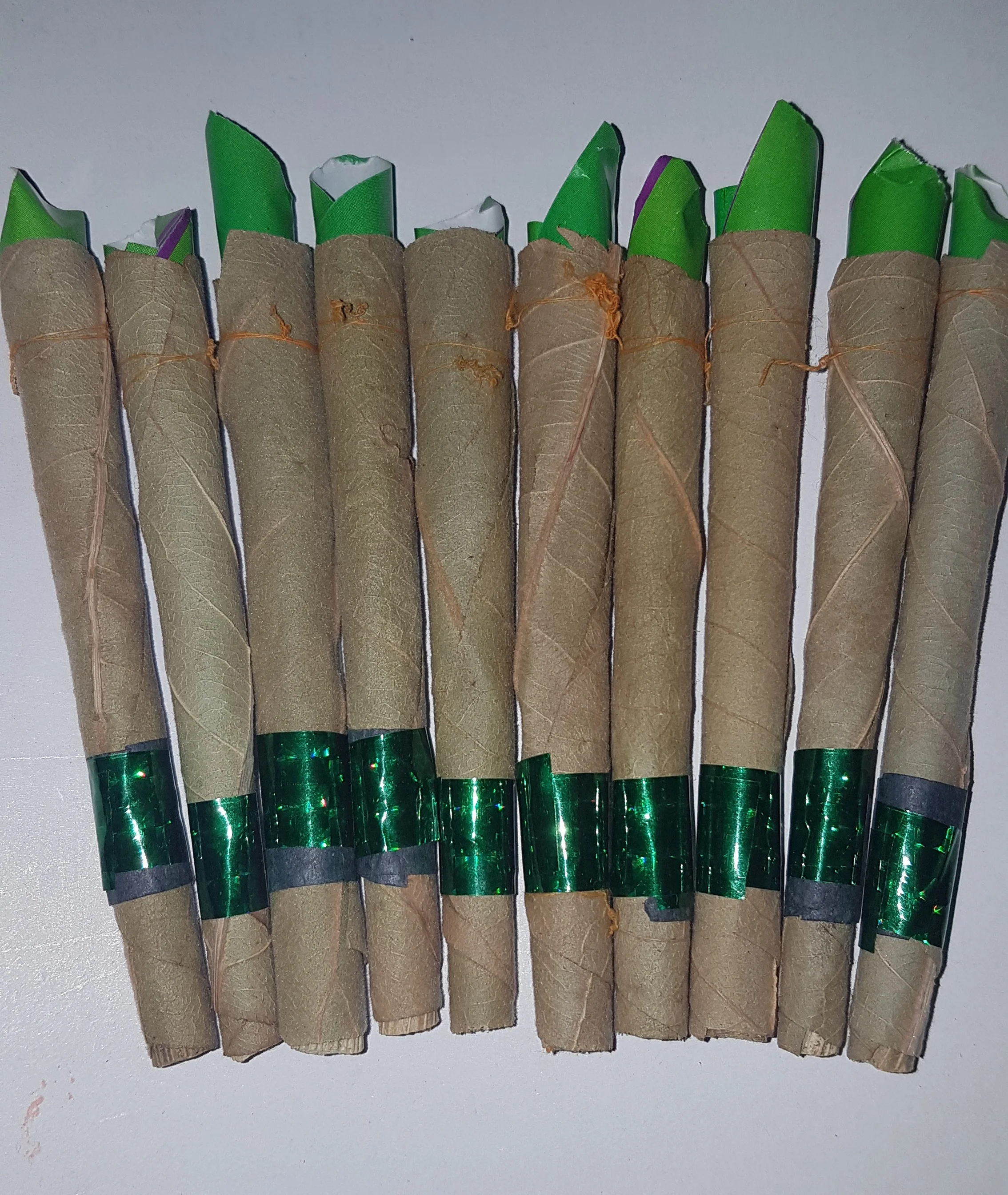 OEM Natural leaf Pre rolled cones Green Leaf blunts Wood tips