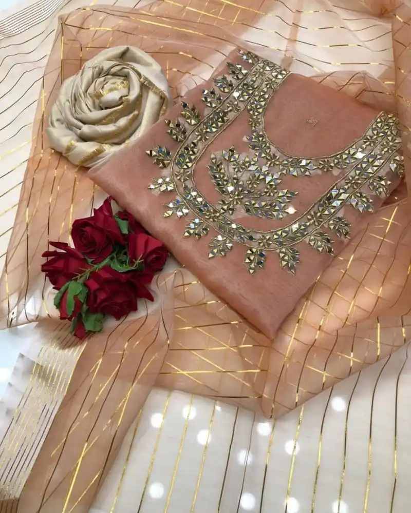 Вышитый традиционный шальвар камиз с зеркальной работой