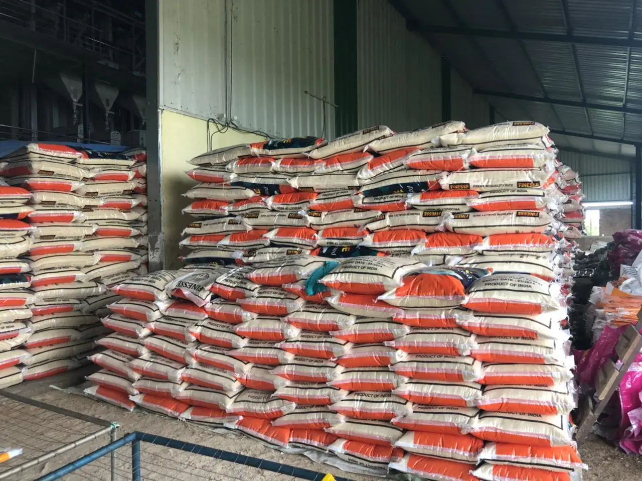 IR 64 WHITE RAW RICE