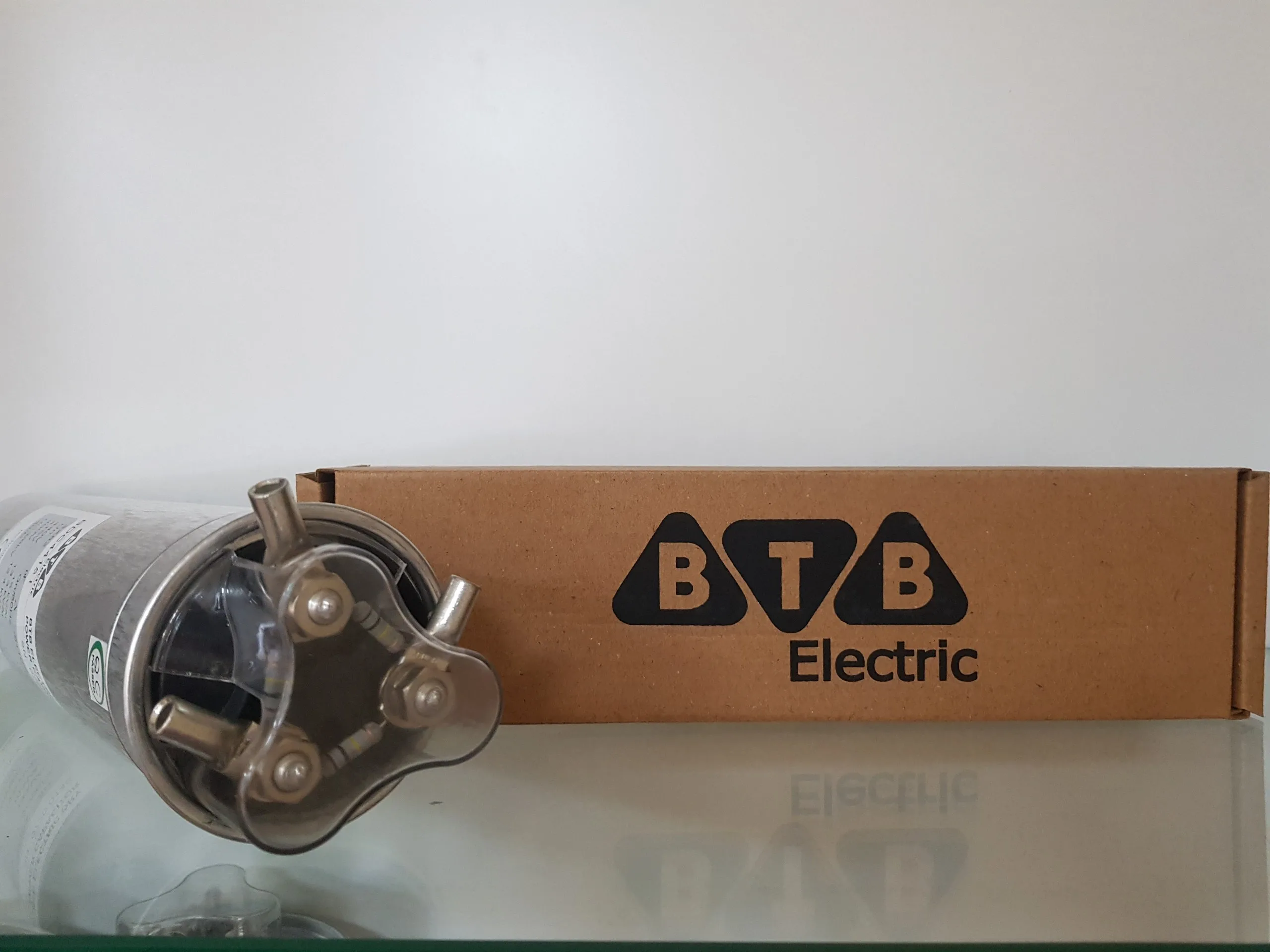 Aluminum round capacitor 10kvar 3 phases 440v  new style  2021