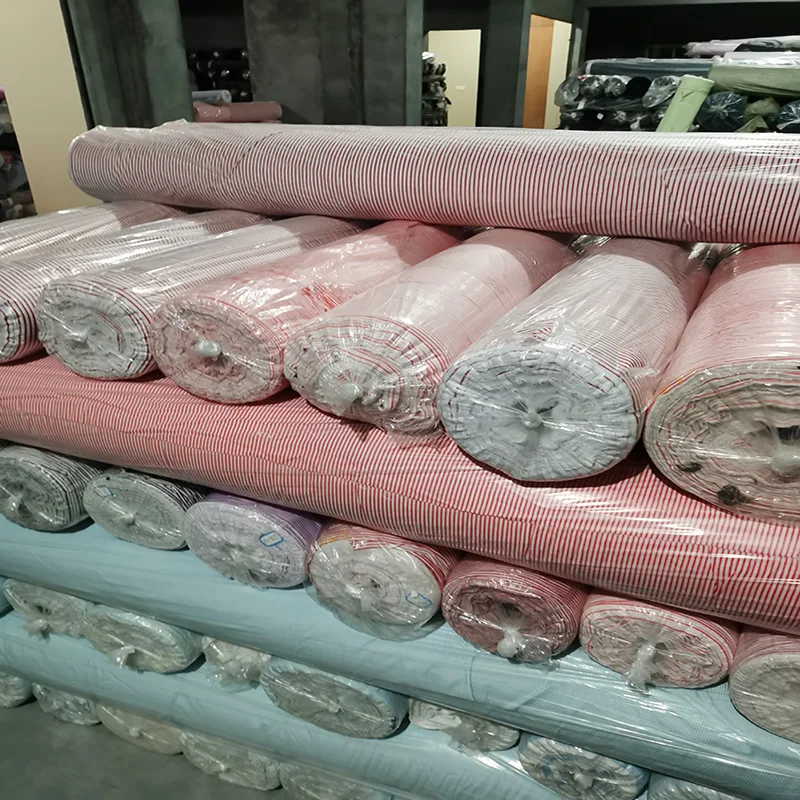 Yarn Dyed Pattern and Combed Yarn Type stock men shirt fabric