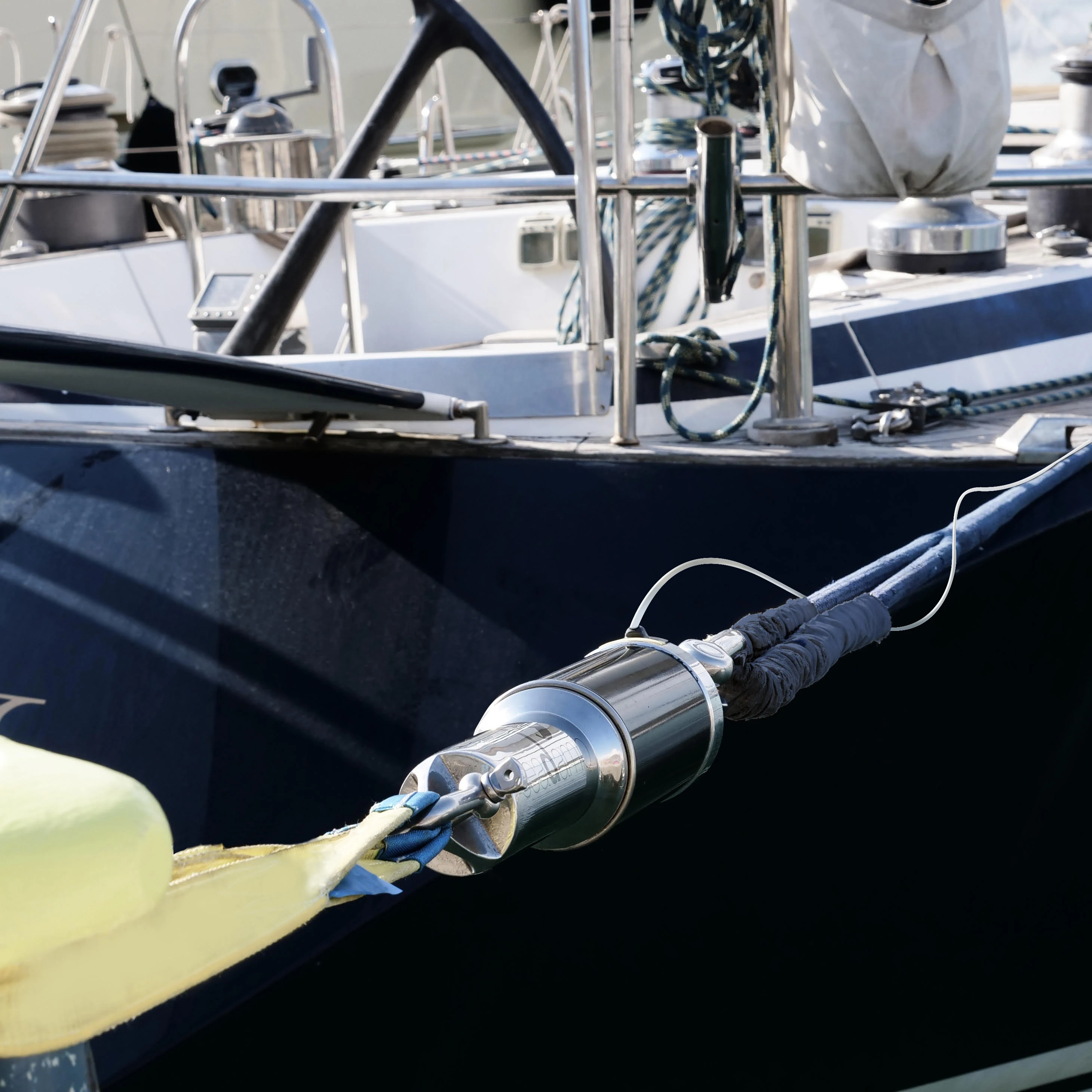 Итальянская продукция, швартовое зарядное устройство Seadamp PLUS-1 для лодок