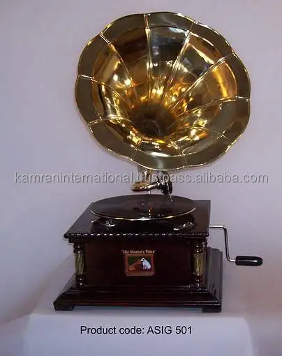 VINTAGE GRAMOPHONE WITH SMOOTH BRASS HORN & HEXAGONAL BRASS INLAY WOODEN BASE