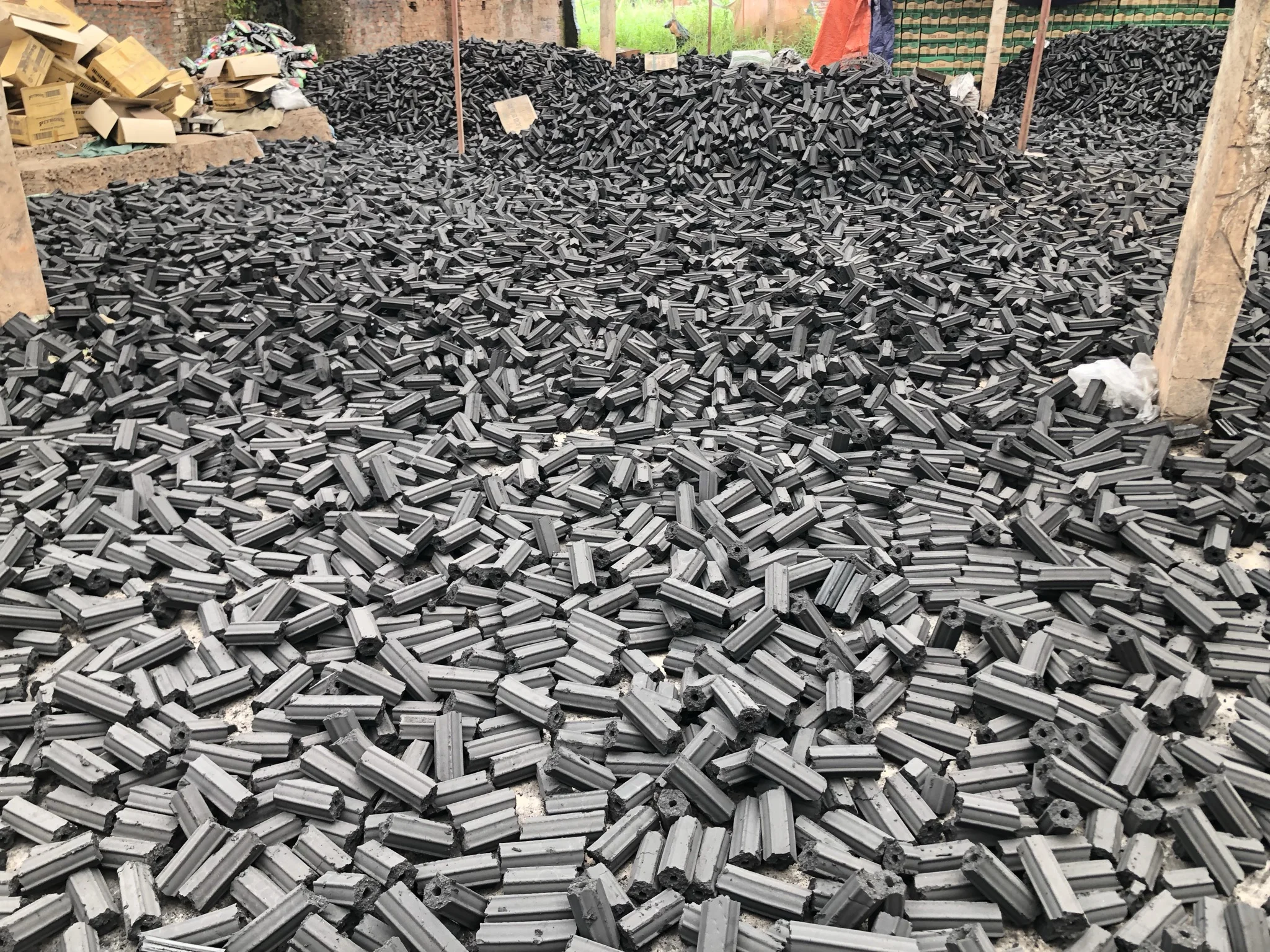 Cooling carbonization long burning briquettes charcoal