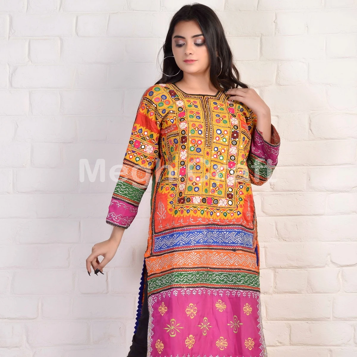 
Hand Embroidered Balochi Culture Top/Tunic/Kurta/Jacket - Kutch Embroidery Sindh Dress -Embroidered Top-Boho Gypsy Culture Dress 