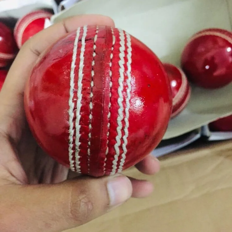 Тренировочный мяч с логотипом на заказ, оптовое количество, сшитые вручную Мячи Для Крикета