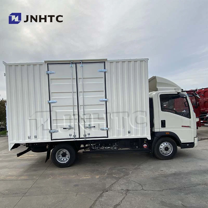HOWO 8ton Light Closed Van Container Cargo Truck 4x2 5ton 3.5ton Truck Van 1 Ton Car