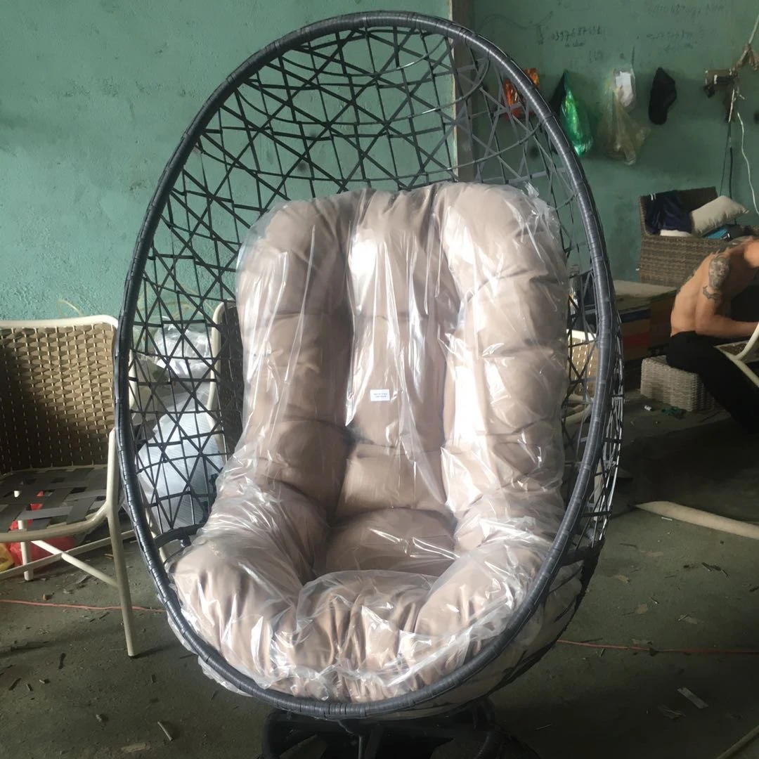 Поли ротанг поворотный стул яйцо с подушкой доступны во вьетнаме