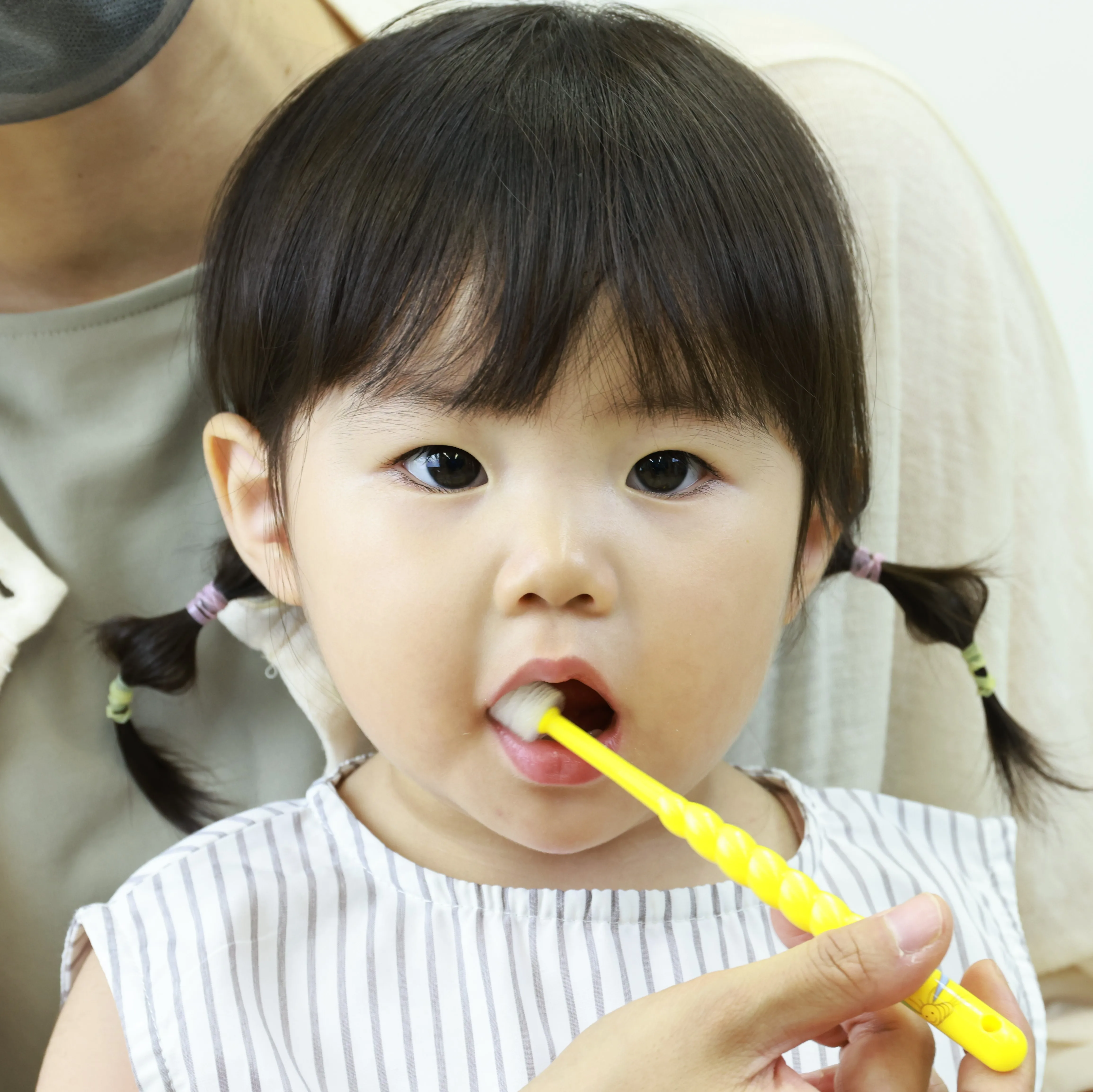 Зубная щетка серии Popotan с ультратонкой щетиной после прорезывания зубов с мягким прикосновением высокая эффективность для детского использования прорезывателя для зубов.