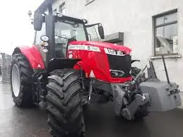 Фермерский трактор Massey Ferguson