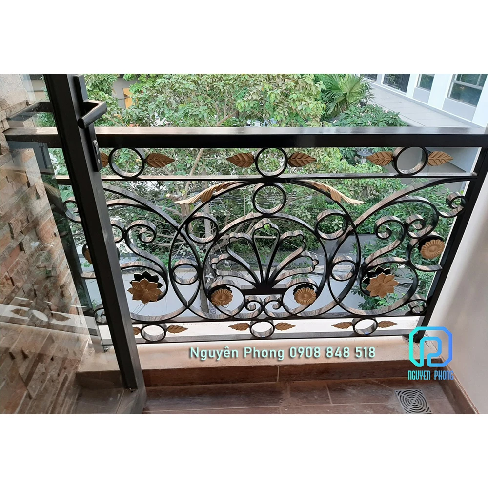 Special Offer Manufacturer Outdoor Decor Forging Wrought Iron Balcony Balustrade