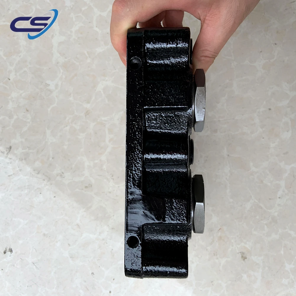 Air compressor cylinder head for 6D24 6D24TE 6D24TC ENGINE Mitsubishi parts 30975-03060 3097503060